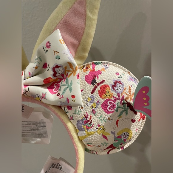 Disney’s Minnie Mouse Rabbits Ears - Picture 4 of 4